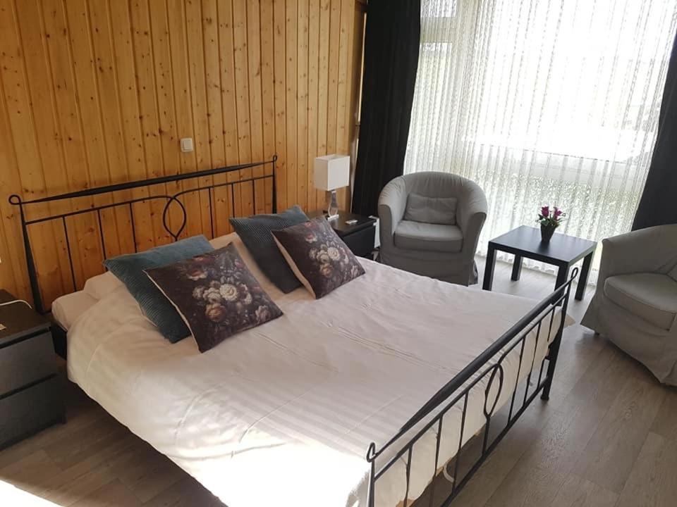 Bed & Breakfast Rheiderland Ditzumerverlaat Exterior foto